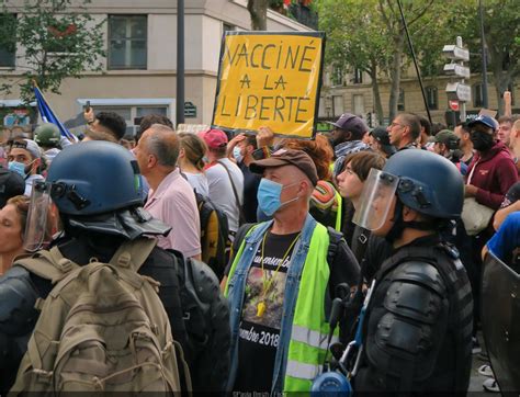 Manifestation Anti Pass Sanitaire 104 Interpellations à Paris