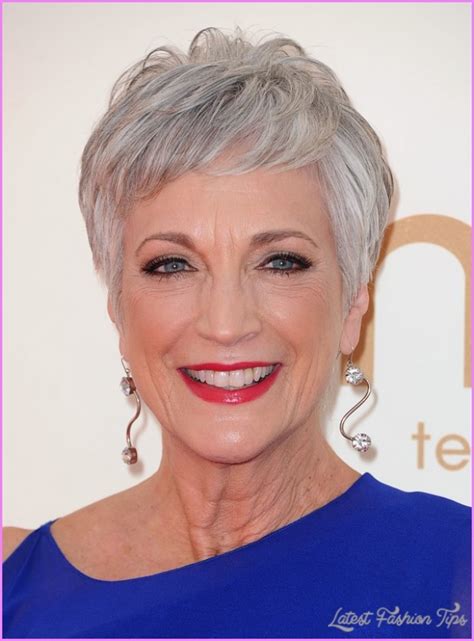 Simple yet elegant short hairstyles for older women are currently very popular. Stylish Short Hairstyles For Older Women ...