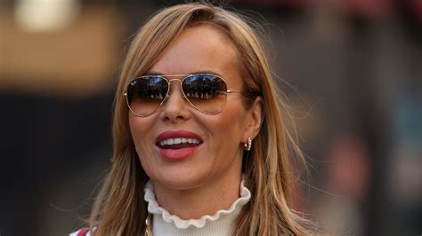 Amanda Holden Sparks Fan Reaction With Peachy Pose In Ultra Flattering
