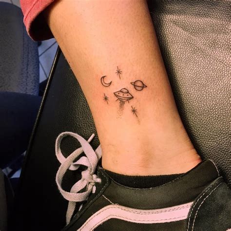 Collect, curate and comment on your files. 23+ Star Tattoo Designs, Ideas | Design Trends - Premium ...