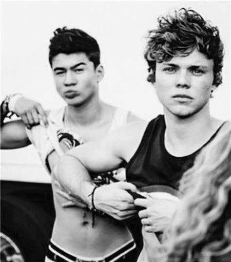 Pin By Lola Phillips On 5sos 5sos 5 Seconds Of Summer Cashton