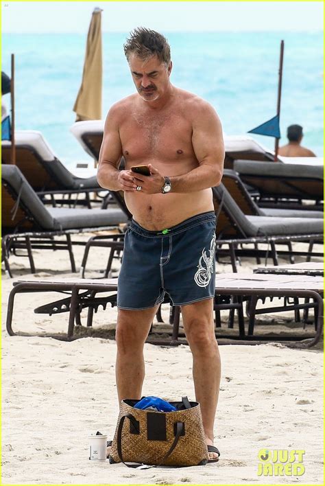 Photo Chris Noth Goes Shirtless On The Beach During Miami Vacation 23 Photo 4082924 Just Jared