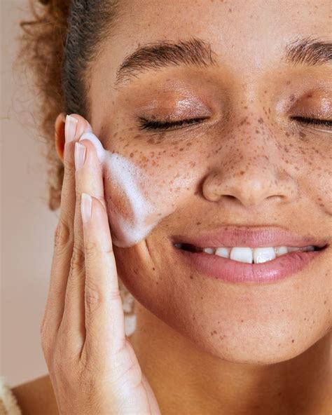 7 Types Of Bumps And Blemishes You Should Never Try To Pop In 2023