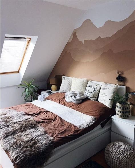 Beautiful warm toned color palette of earthy tones. Stunning Earthy Tone Bedroom Ideas - Ideas & Inspo in 2020 ...