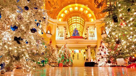 10 Travel Worthy Christmas Trees Across The Usa Happy Christmas Day