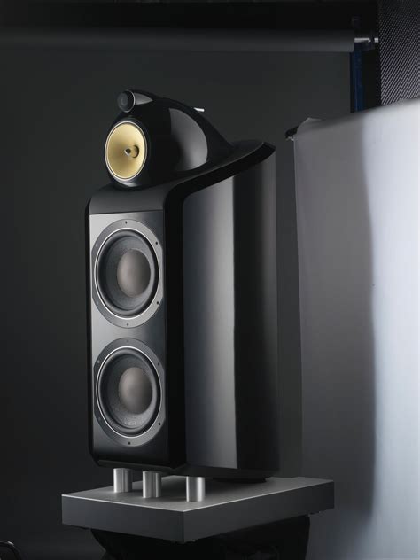 Bowers And Wilkins 800 Series Speakers Look Great And Sound Expensive