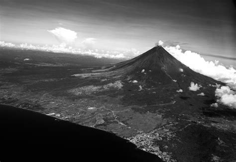 The Famous Mayon Volcano Of Albay Aerial Shot Digishooter Flickr