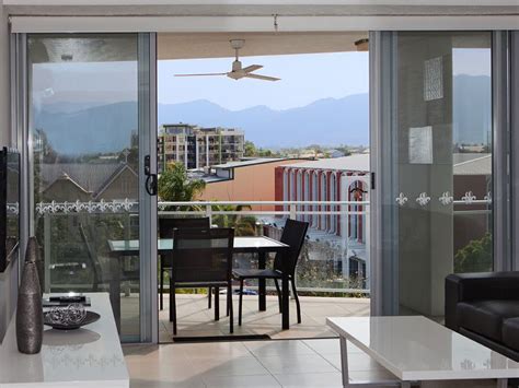 Get the best deals on 2 bedroom serviced apartments in cairns australia. 2 bedroom standard apartment vision cairns apartments