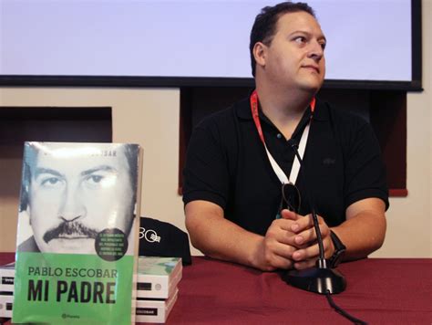 Hijo de Pablo Escobar critica series sobre su padre | People en Español