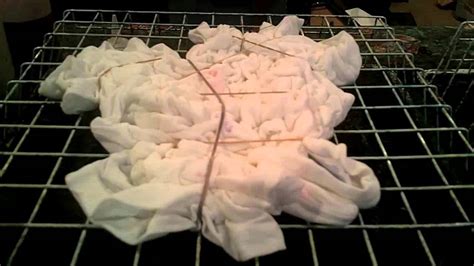 How to dye fake fur with acrylic paint! How to Tie Dye Scrunch Pattern - YouTube