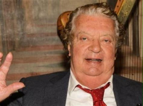 Vittorio cecchi gori (firenze, 27 aprile 1942) è un imprenditore, politico e produttore cinematografico italiano, figlio del noto produttore cinematografico mario cecchi gori. Cecchi Gori ricoverato d'urgenza al Gemelli - gonews.it