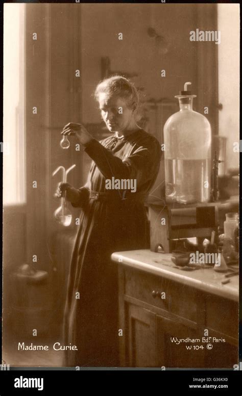 Marie Curie 1867 1934 Physical Chemist In Her Laboratory Stock Photo