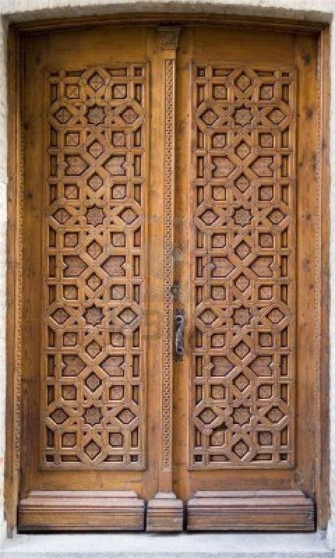 29 Splendidly Intricate Hand Carved Doors To Surge Inspiration From