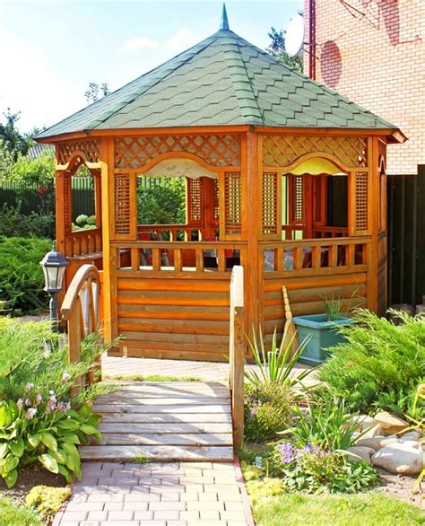 One of our most popular gazebo brands is the palram gazebos which are available to buy on our website. Gazebo Ideas: 40 Best Gazebos and Plans For Sale Reviewed ...