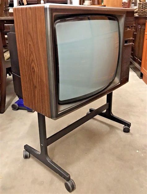 1970s 80s Old Style Box Television Set Tv And Stand Ideal Photo Shoot