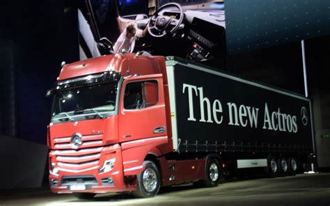 Nfz Messe Daimler Einige Weltpremieren Auf Der Iaa Fotostrecke