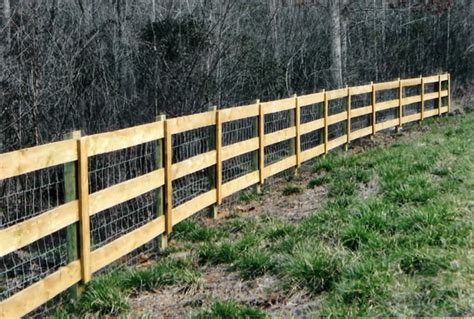 How To Build A 3 Rail Wood Fence With Wire Builders Villa