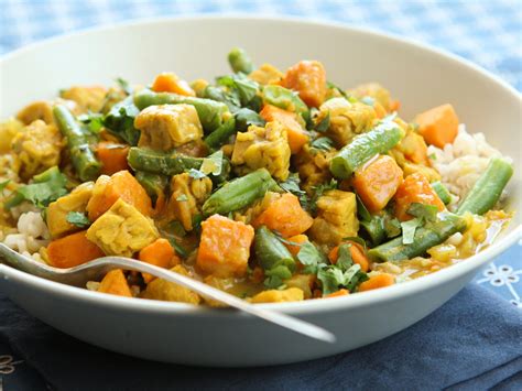 It is perfect for the holidays. Recipe: Tempeh Curry with Sweet Potatoes and Green Beans ...