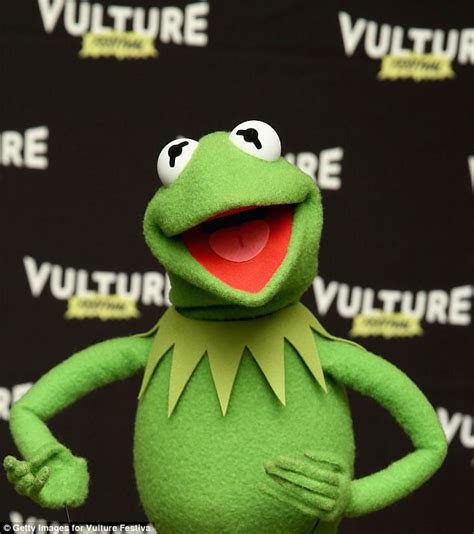 Kermit The Frog Voice Actor Reveals Why Disney Fired Him Daily Mail