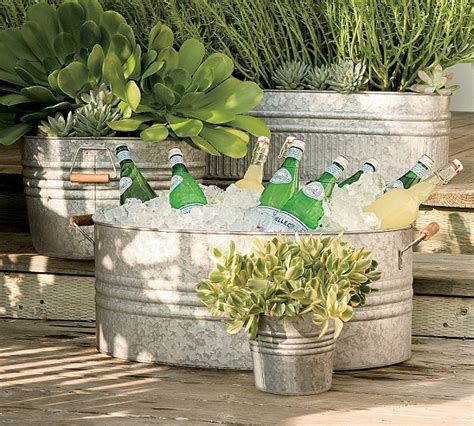 Galvanized tubs become good containers for growing alpine plants. 18 Unimaginable Galvanized Tub Uses in the Garden ...