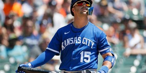 Whit Merrifield Gets Covid 19 Vaccine Now Able To Play In Home Blue