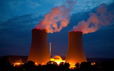 The greatest disadvantages of nuclear energy are the risks posed to mankind and the environment by radioactive materials. 10 Disadvantages of Nuclear Energy: (Revealing Information)