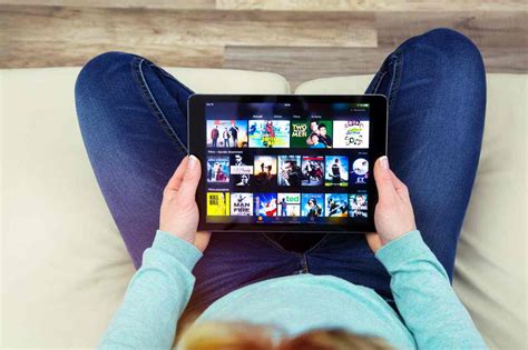 You need to enable javascript to run this app. Amazon Video, #LOL spacca e "So' Lillo" è già tormentone