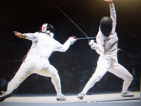 La spada giapponese ha mantenuto a lungo un significato particolare nella cultura giapponese per la reverenza e la cura che la casta dei samurai dava alle proprie armi. Londra 2012 : SPORT DI COMBATTIMENTO