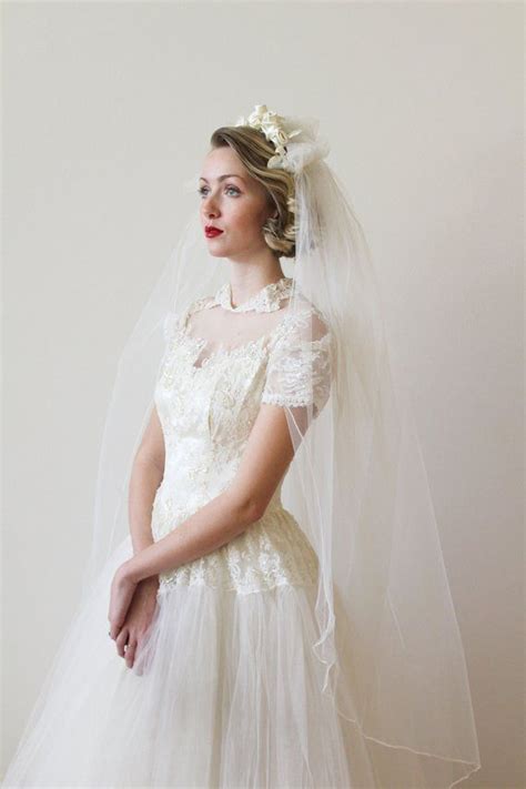 Vintage Bridal Veil With Attached Satin Rose Flower Crown Vintage