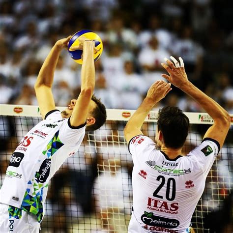 In the champions league final for the 5h time. Giannelli ~ Lisinac Trentino Volley 🏐💛💙 | Pallavolo