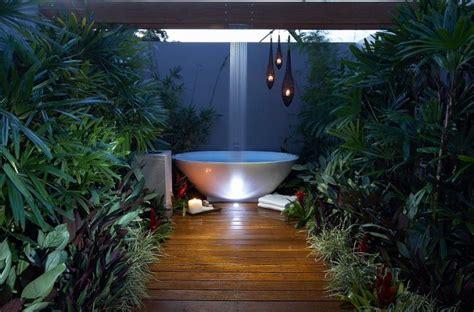 Amazing Outdoor Bathroom Ideas