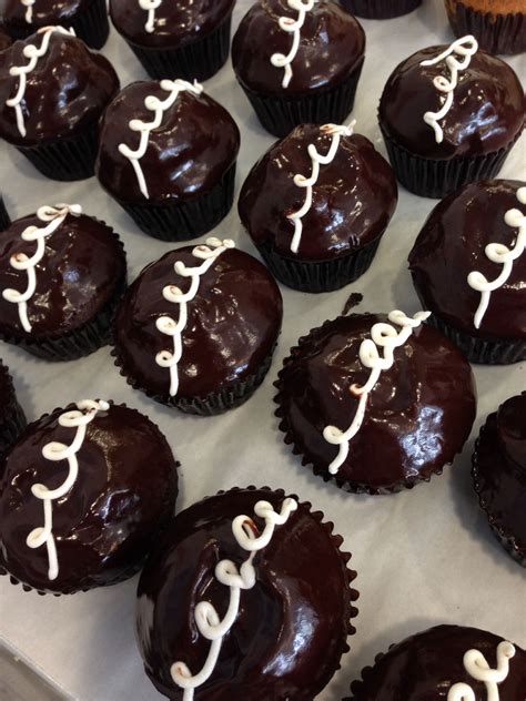 The easiest way to fill the liners is with an ice cream scoop. Vanilla Creme filled chocolate cupcakes from Cake Bakeshop ...