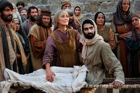 Life Of Jesus Christ Miracles Dead Raised Widow Of Nains Son