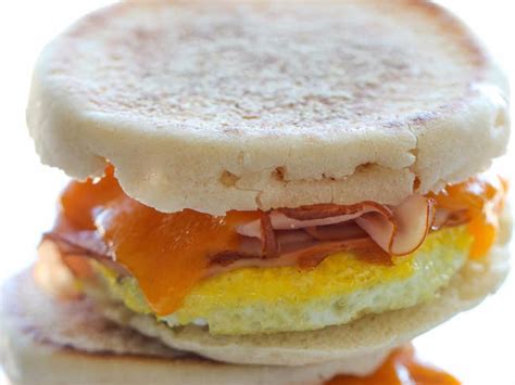 English Muffin Breakfast Sandwich Recipe And Nutrition Eat This Much