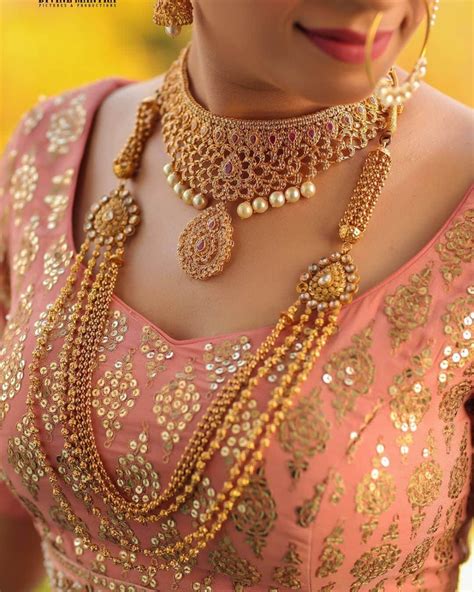 Stunning Bridal Gold Necklace Designs For The Swoon Worthy Brides Of 2021 Wedding Jewelry Sets