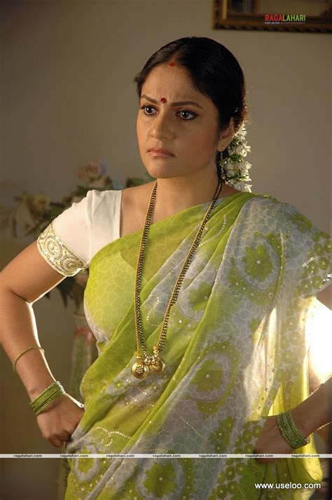 Gracy Singh Sexy Telugu Actress Bollygirls