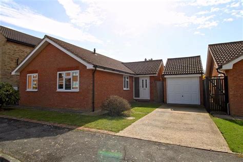 Bromley Road Seaford East Sussex 3 Bed Detached Bungalow £420 000