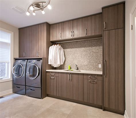 7 Smart Laundry Room Features Every Home Should Have