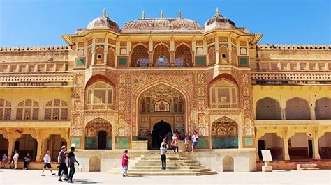Top Forts And Monuments To See In Rajasthan Historical Places
