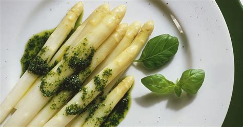 White Asparagus With Herb Oil Recipe Eat Smarter Usa