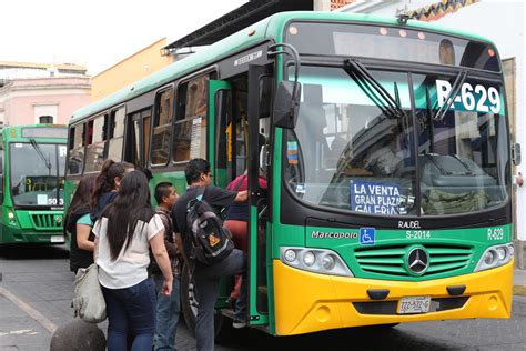 Usuarios del transporte público expuestos a altos niveles de dióxido de