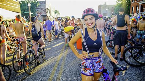 Photos Th Annual St Louis Naked Bike Ride Insidestl Com My Xxx Hot Girl