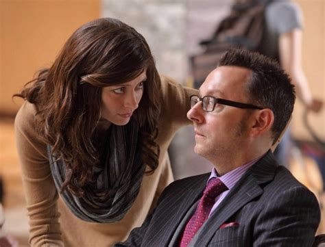 Why You Should Be Watching Person Of Interest Popoptiq