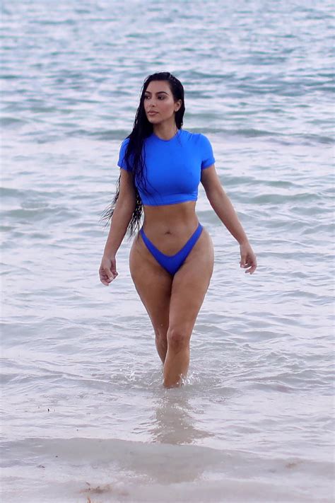 kim kardashian shows off her famous curves in hot pink bikini health my xxx hot girl