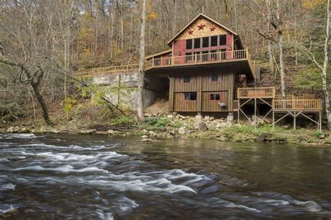 5 Perks Of Staying In Smoky Mountain Cabins By The Creek Smoky