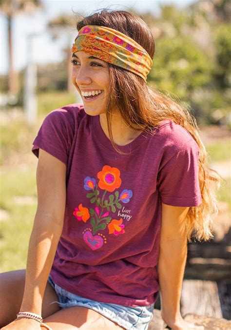 Perfect Fit Tee Live Happy In 2020 Boho Womens Clothing Boho Outfits