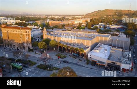 Downtown Culver City Stock Videos And Footage Hd And 4k Video Clips Alamy