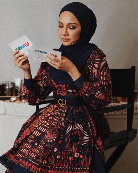 Tudung Neelofa Terbaru 2020 1 Clarissa Haley