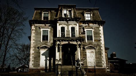 Top 10 Most Haunted Places On The Canadian Prairies Huffpost Canada