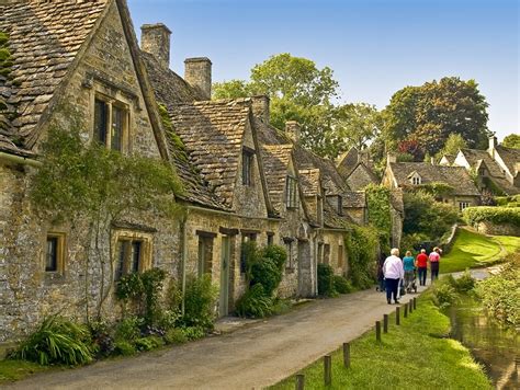 10 English Villages You Must Visit